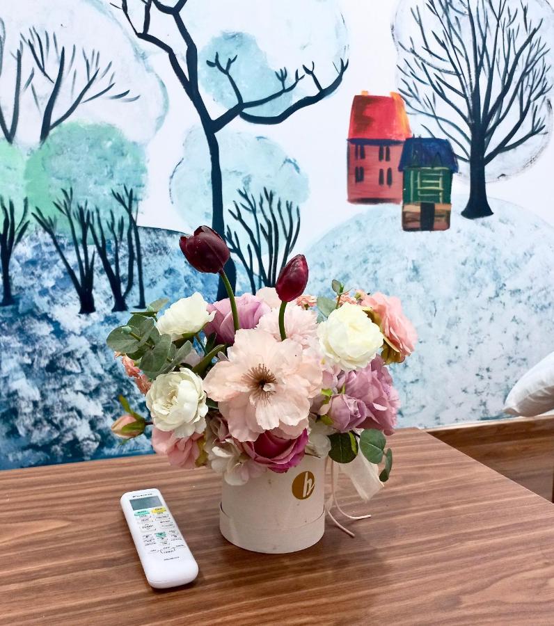 Amelie Homestay ハノイ市 エクステリア 写真